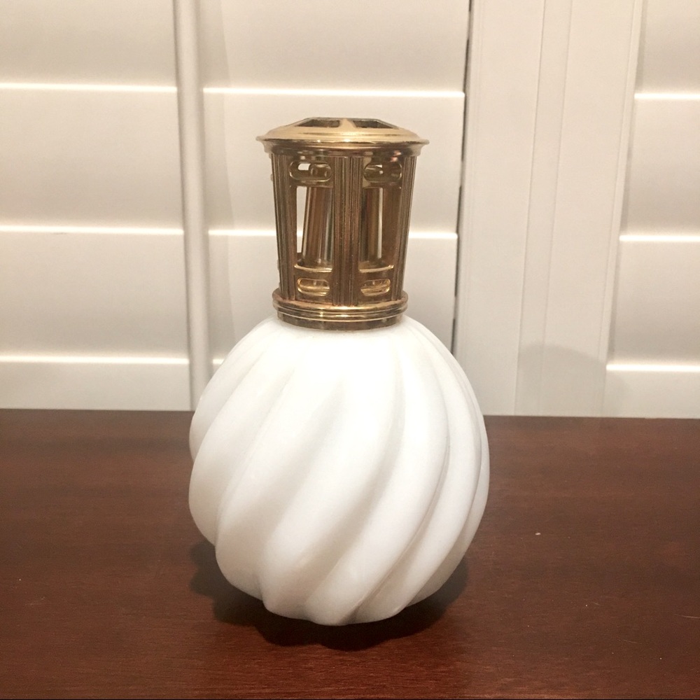 AUTHENTIC SCENTIER FRAGRANCE OIL LAMP CLEAN AIR
